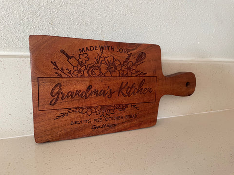 Kitchen cutting board decor